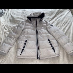 TOMMY ESSENTIALS HOODED PUFFER JACKET